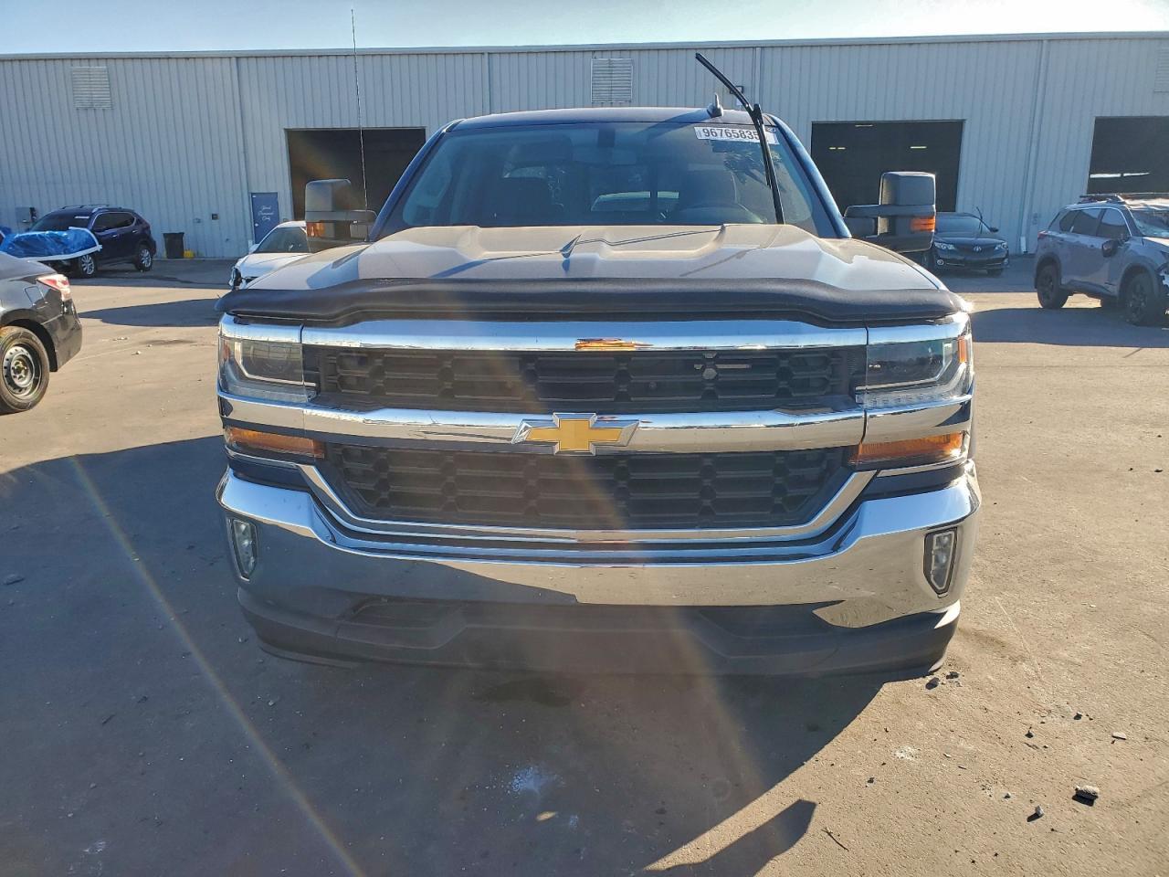 2018 CHEVROLET SILVERADO C1500 LT photo 5