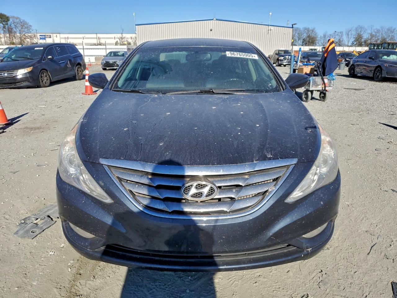 2011 HYUNDAI SONATA SE photo 5