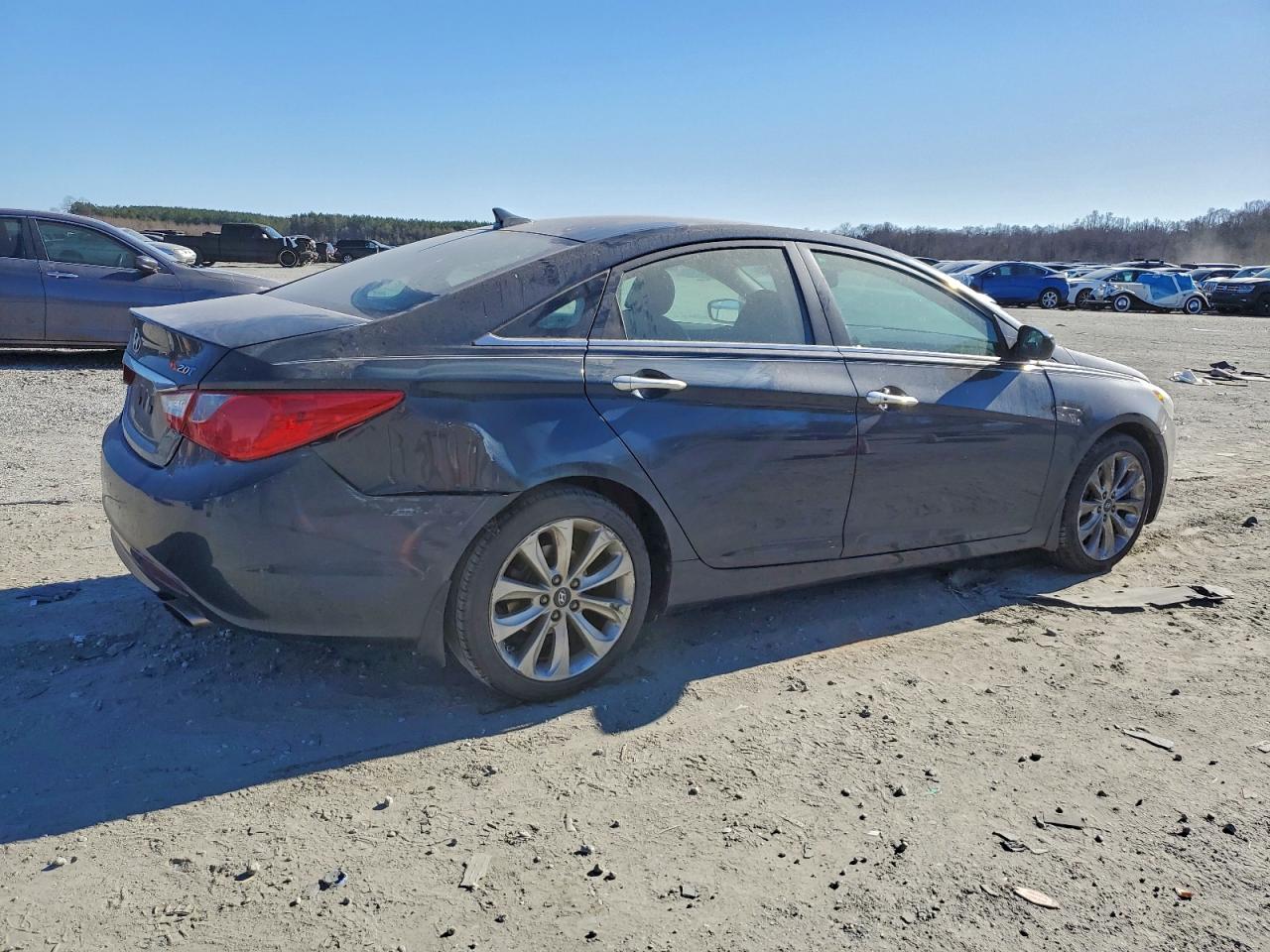 2011 HYUNDAI SONATA SE photo 3