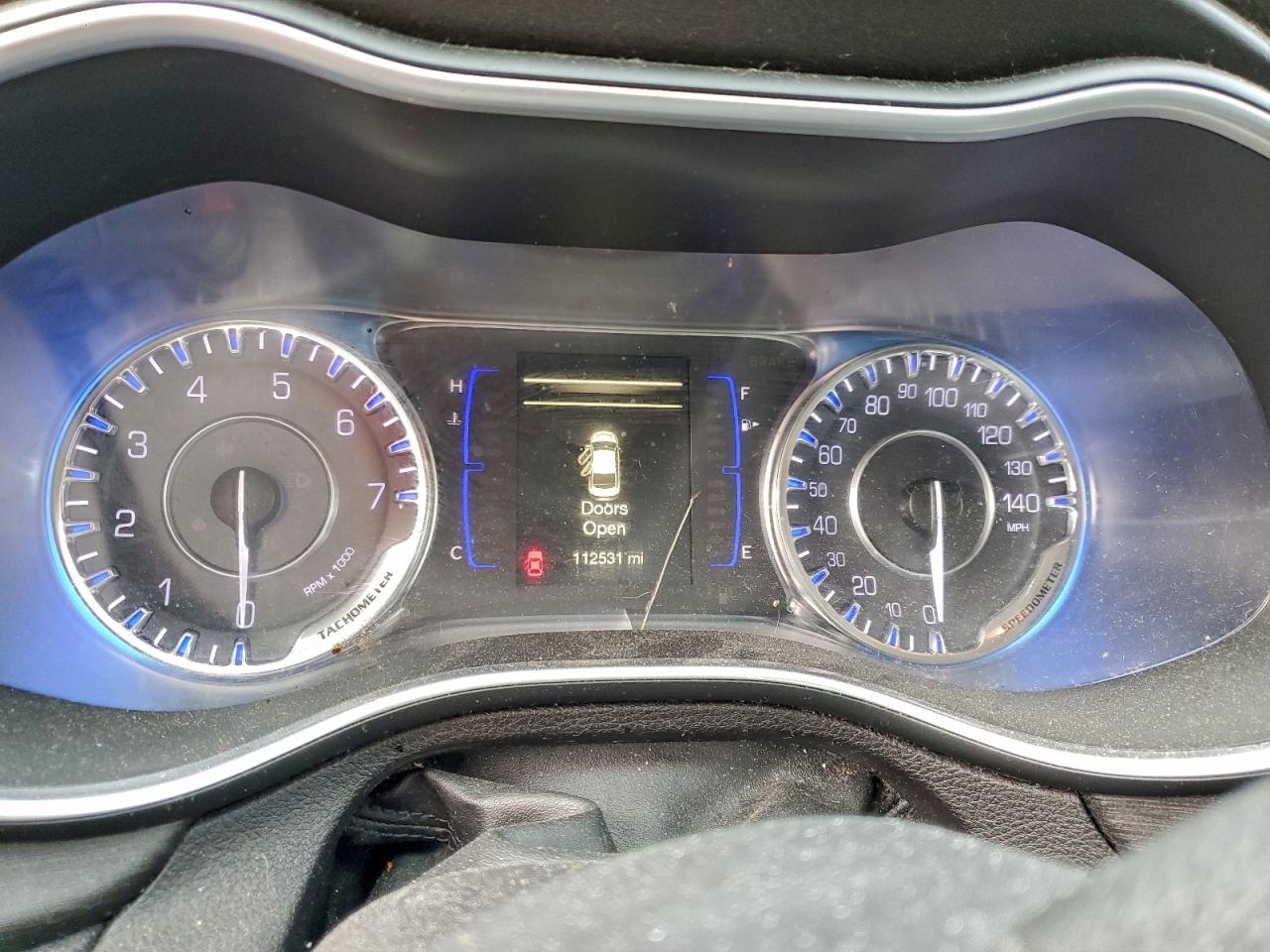 2016 CHRYSLER 200 LIMITED photo 9