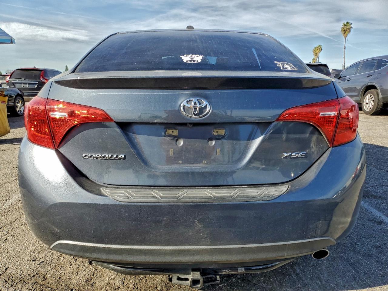 2017 TOYOTA COROLLA photo 6