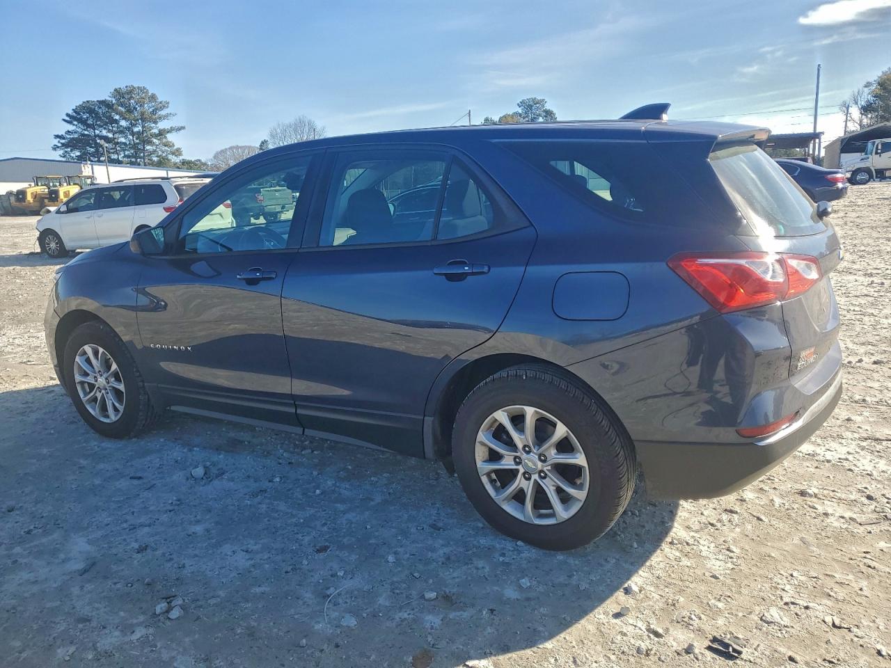 2018 CHEVROLET EQUINOX LS photo 2