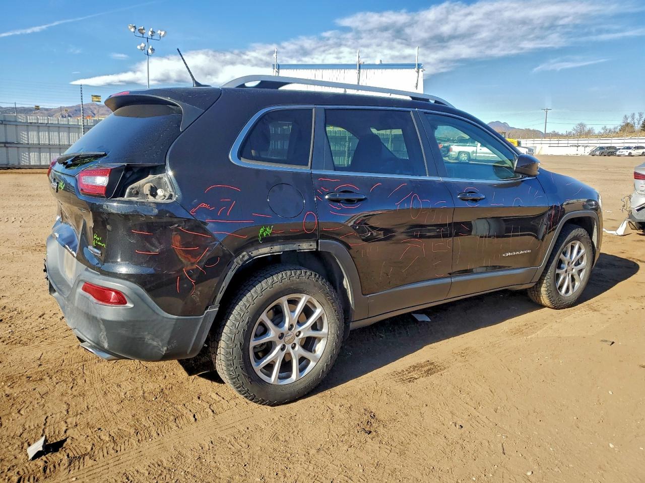 2015 JEEP CHEROKEE LATITUDE photo 3