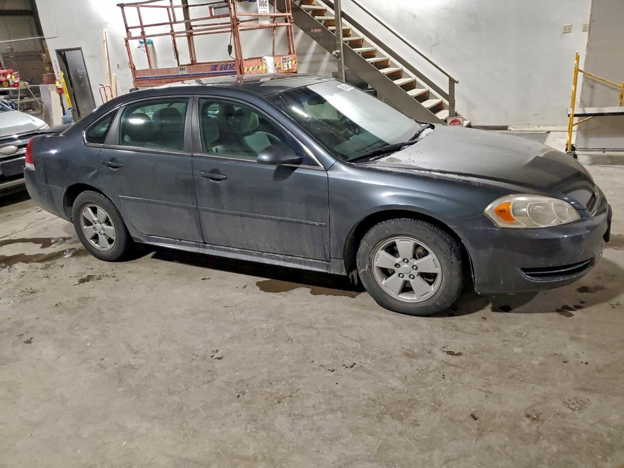 2011 CHEVROLET IMPALA LS photo 4