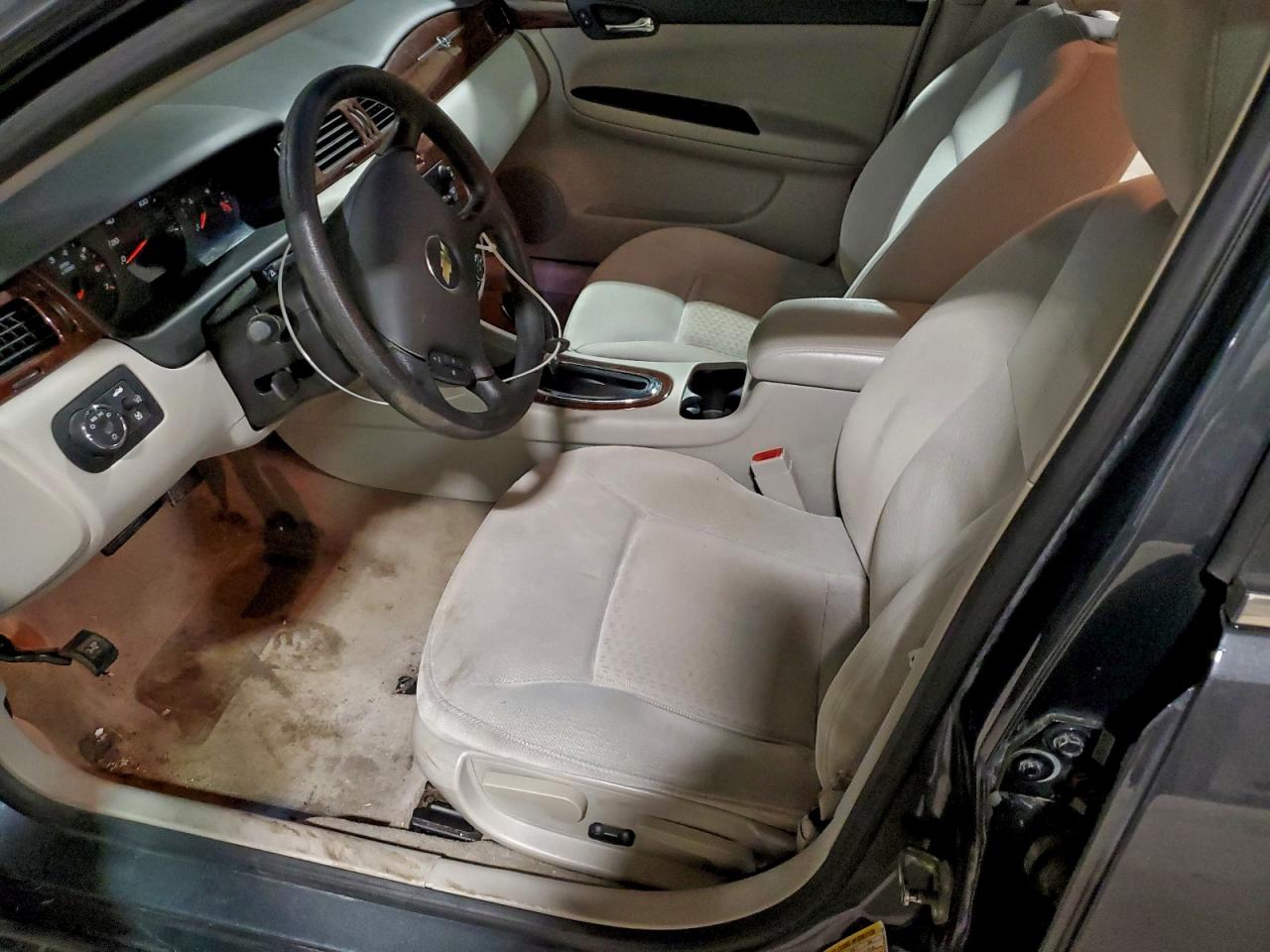 2011 CHEVROLET IMPALA LS photo 7