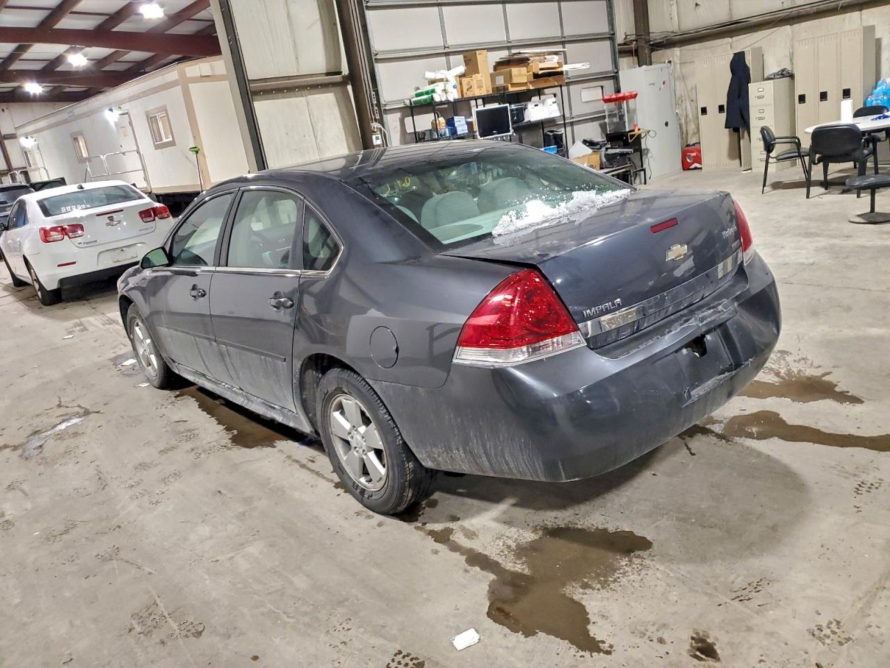 2011 CHEVROLET IMPALA LS photo 2