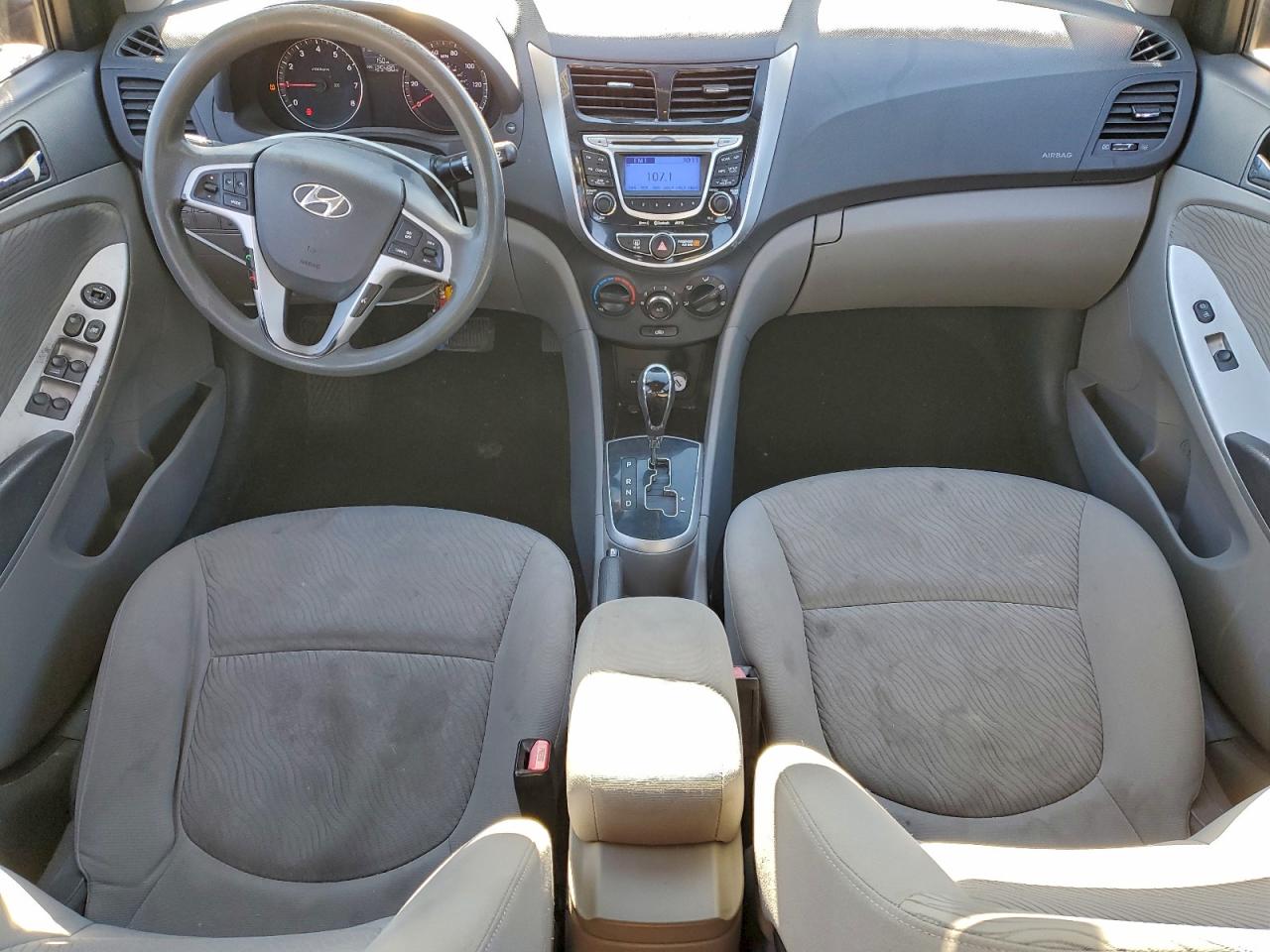 2012 HYUNDAI ACCENT GLS photo 8