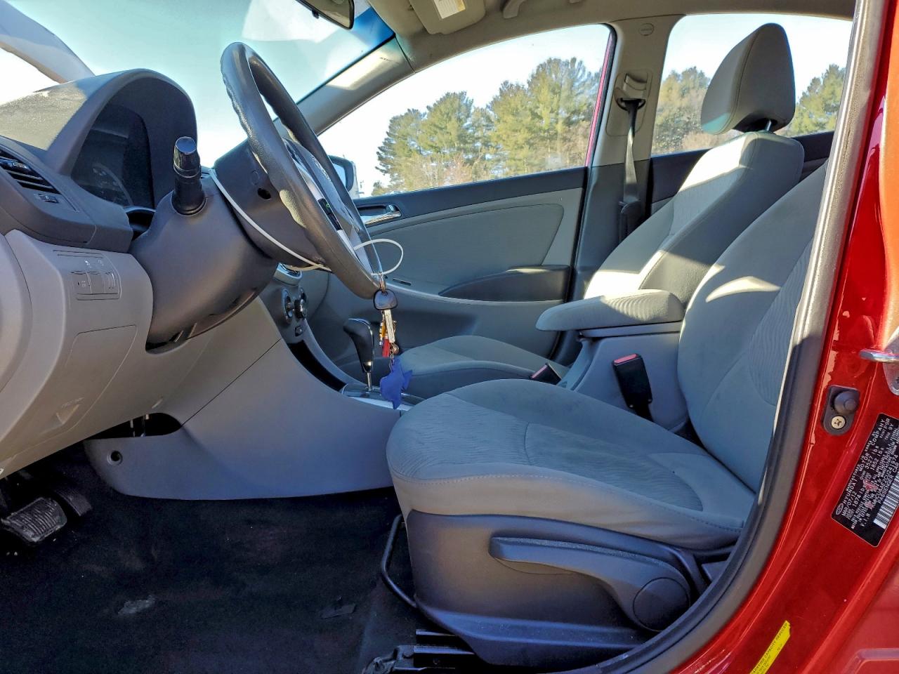2012 HYUNDAI ACCENT GLS photo 7