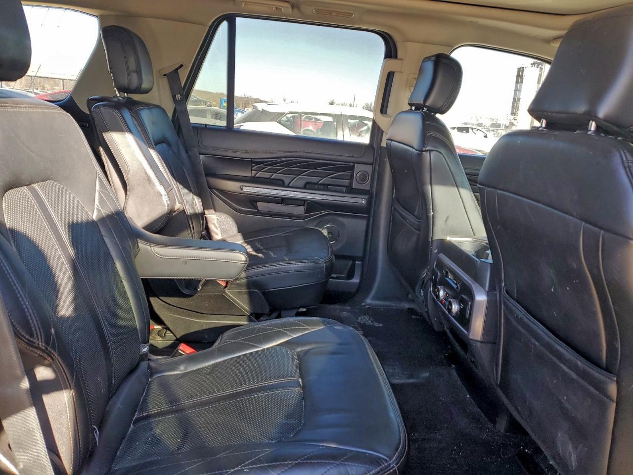 2019 FORD EXPEDITION PLATINUM photo 11