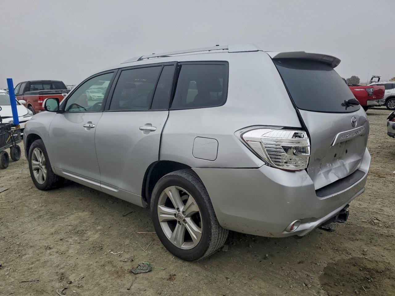 2010 TOYOTA HIGHLANDER LIMITED photo 2