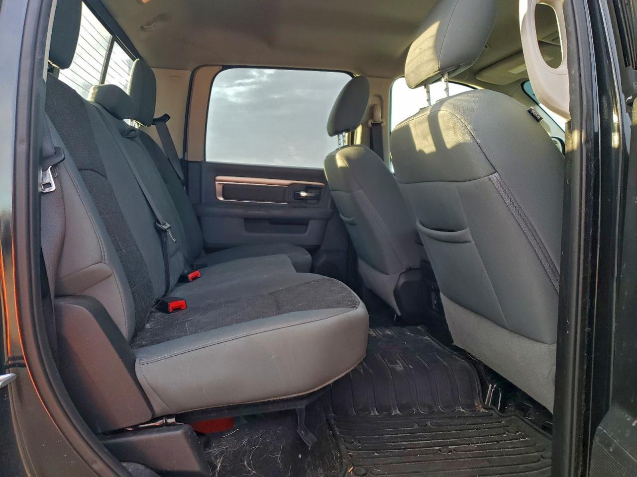 2018 RAM 1500 SLT photo 10