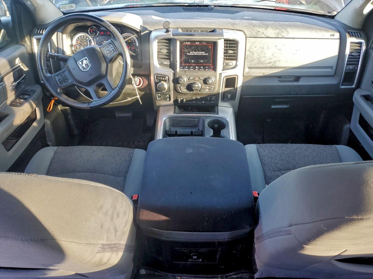 2018 RAM 1500 SLT photo 8