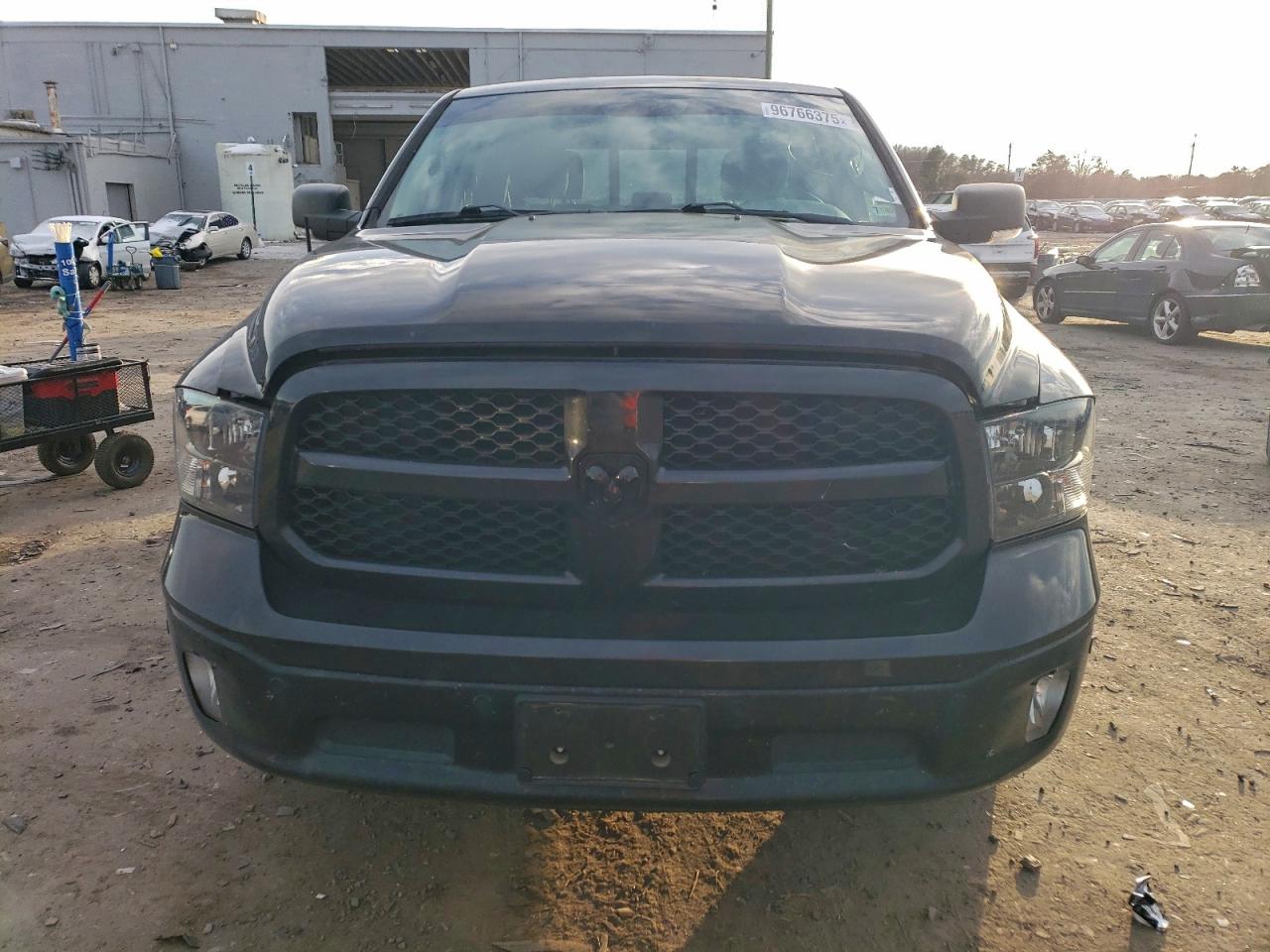 2018 RAM 1500 SLT photo 5