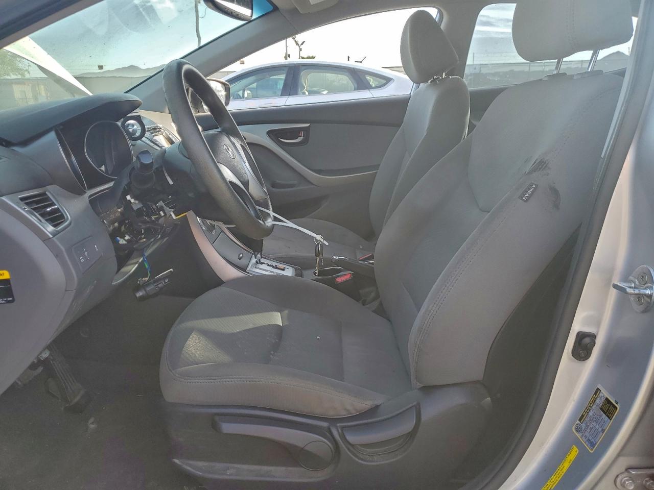 2013 HYUNDAI ELANTRA GLS photo 7