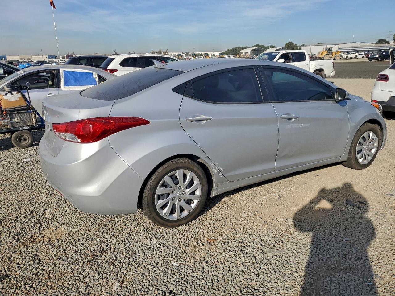 2013 HYUNDAI ELANTRA GLS photo 3
