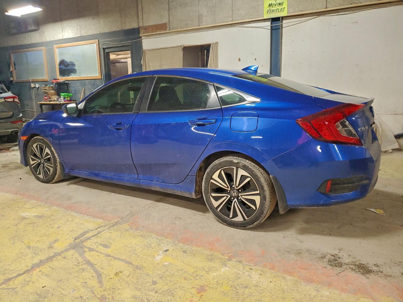 2016 HONDA CIVIC EX photo 2