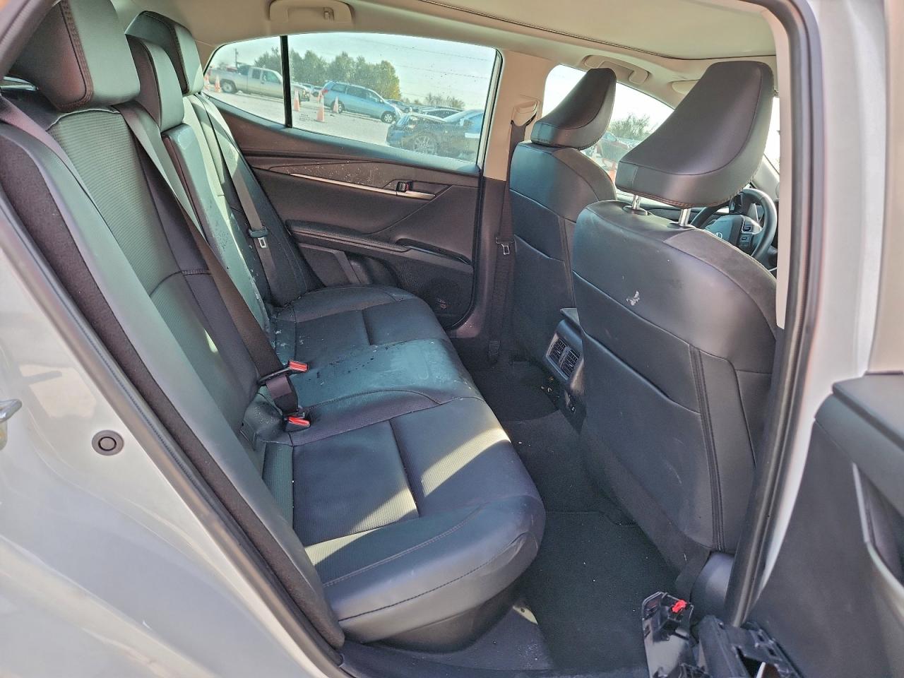 2025 TOYOTA CAMRY XSE photo 10