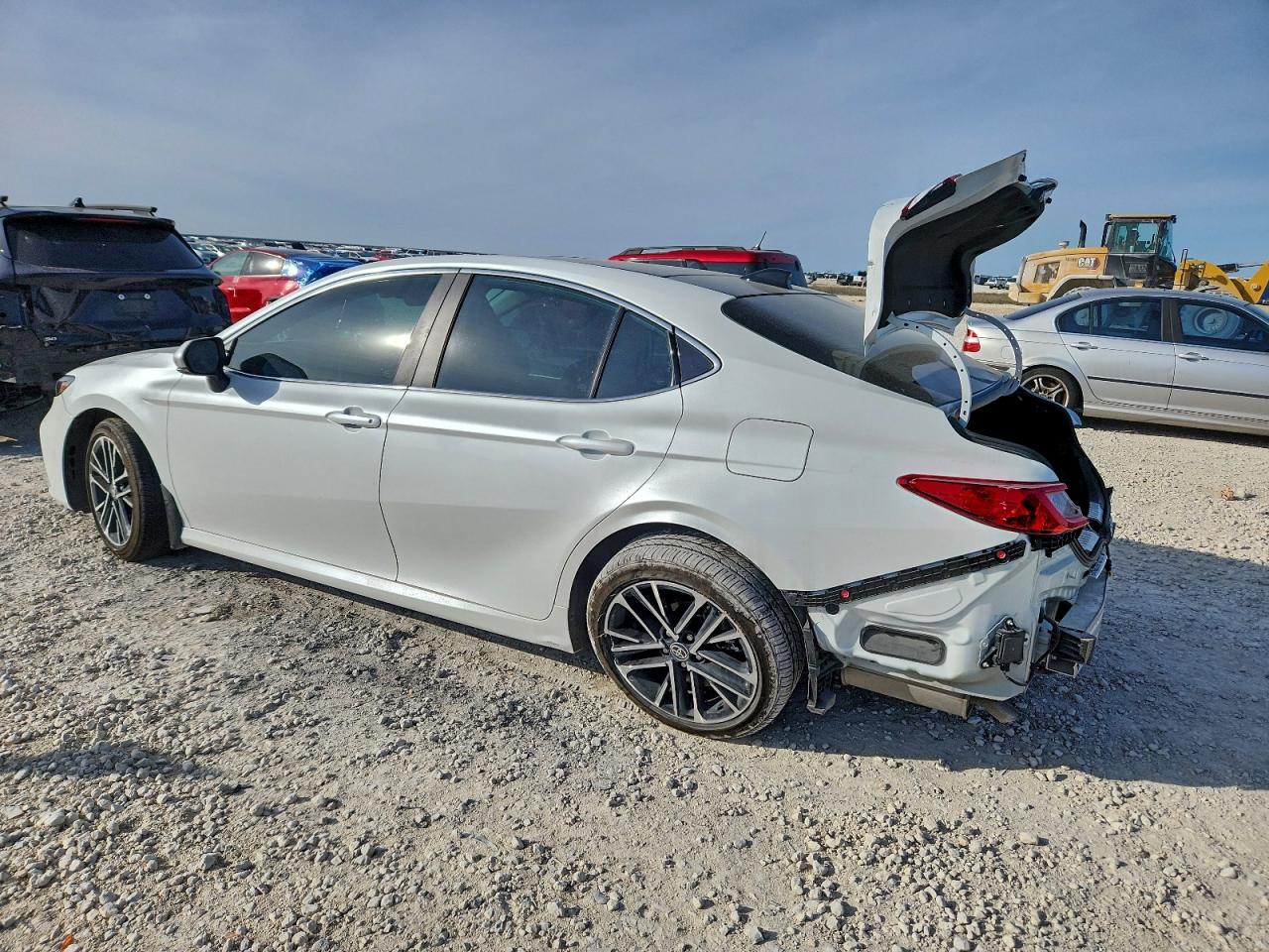 2025 TOYOTA CAMRY XSE photo 2