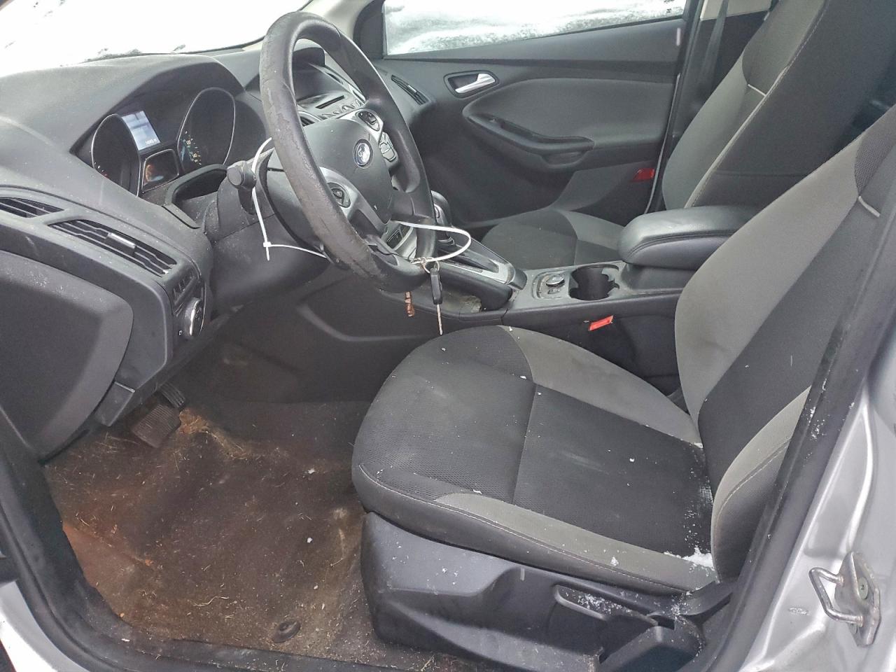 2014 FORD FOCUS SE photo 7