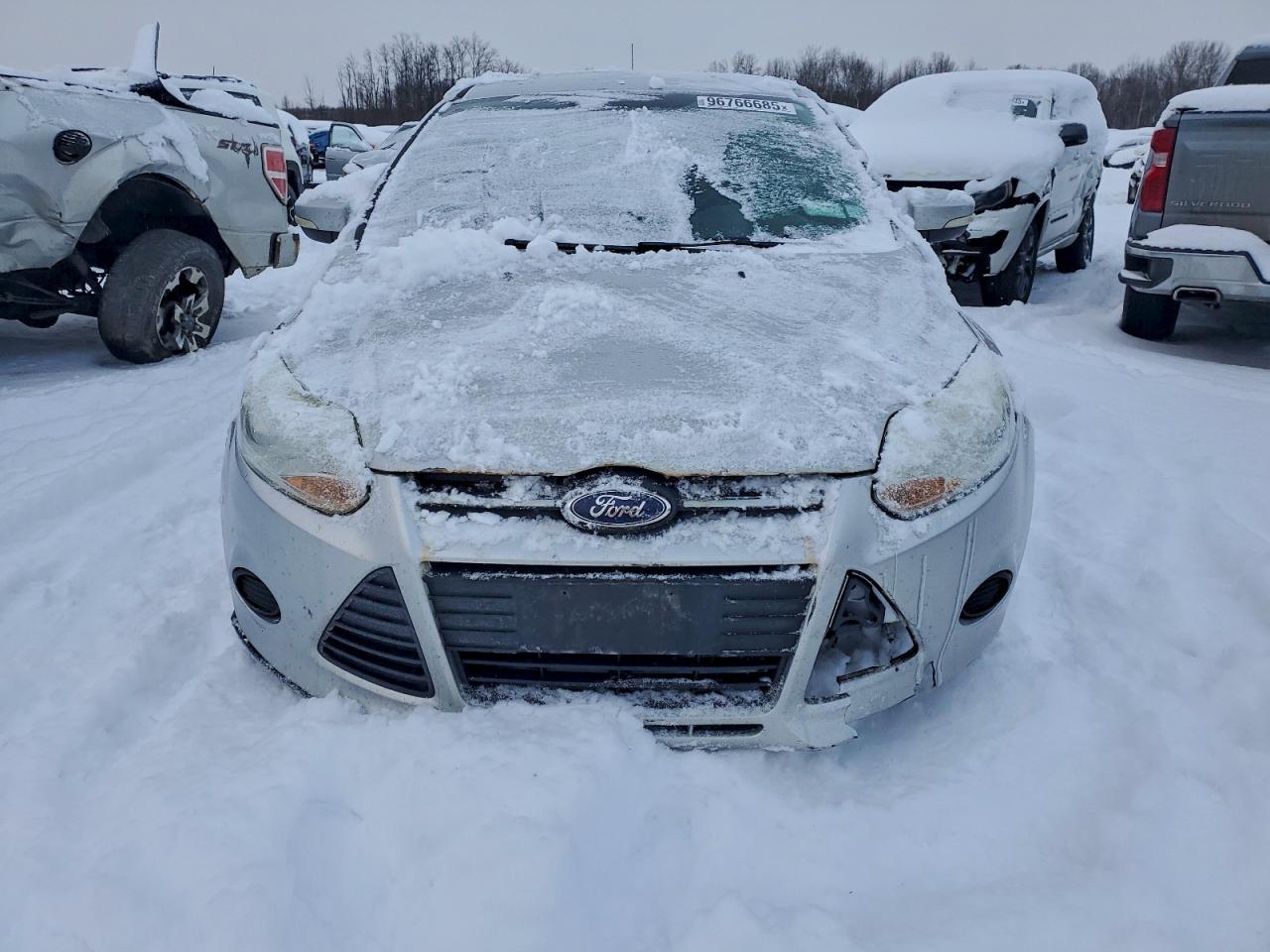 2014 FORD FOCUS SE photo 5