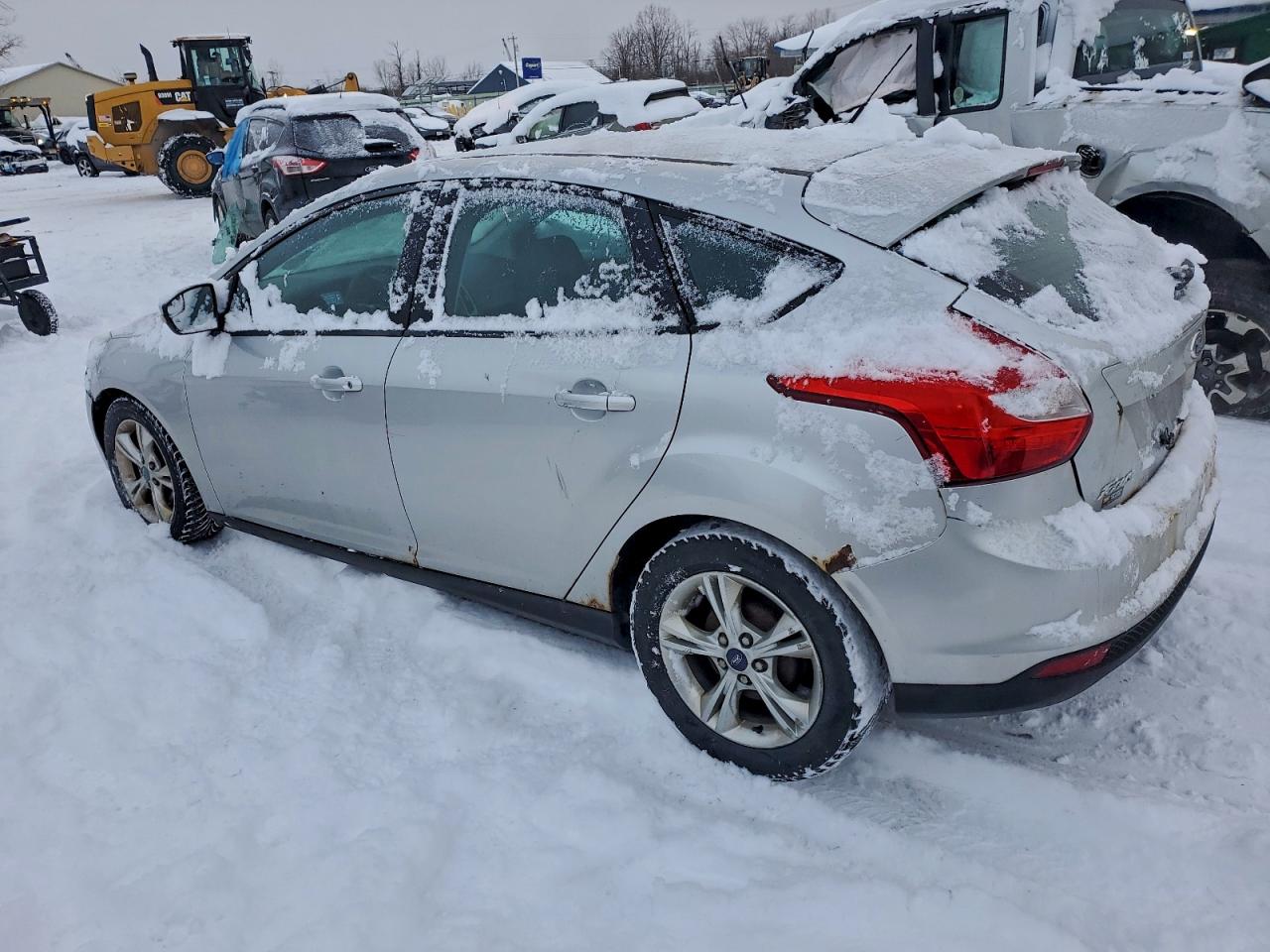 2014 FORD FOCUS SE photo 2