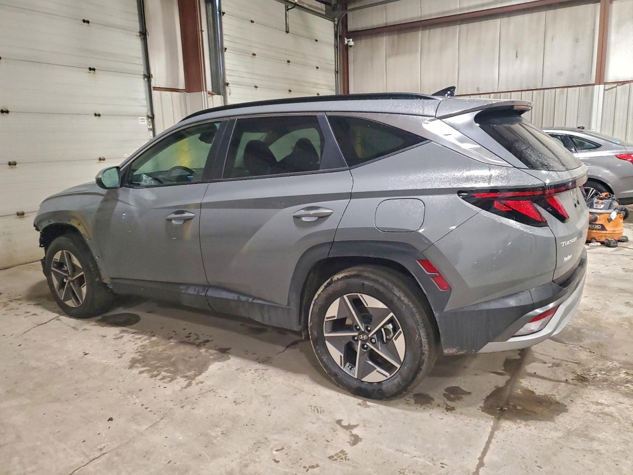 2025 HYUNDAI TUCSON SEL photo 2