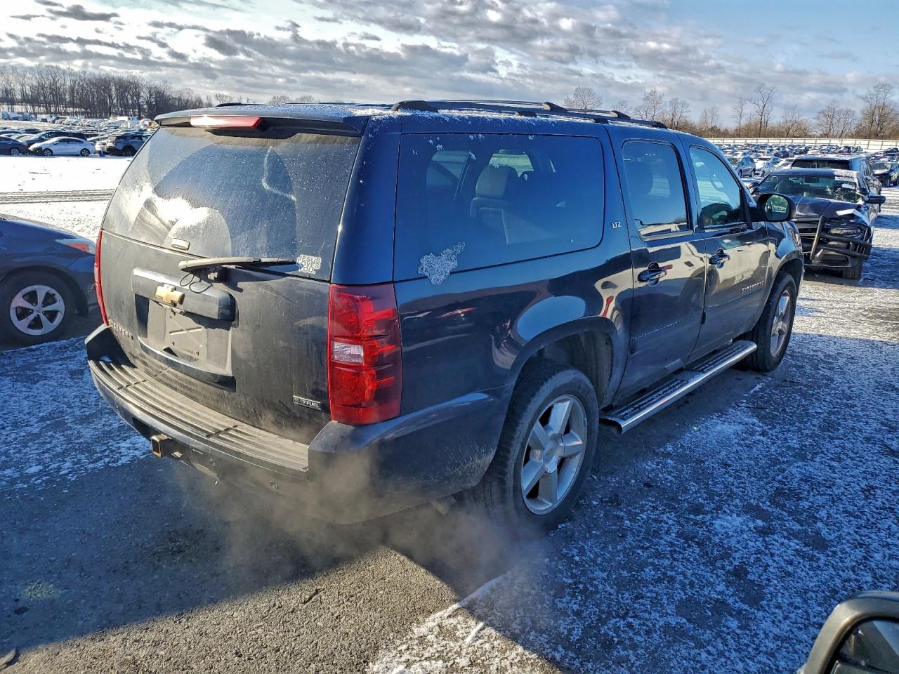 2007 CHEVROLET SUBURBAN K1500 photo 3