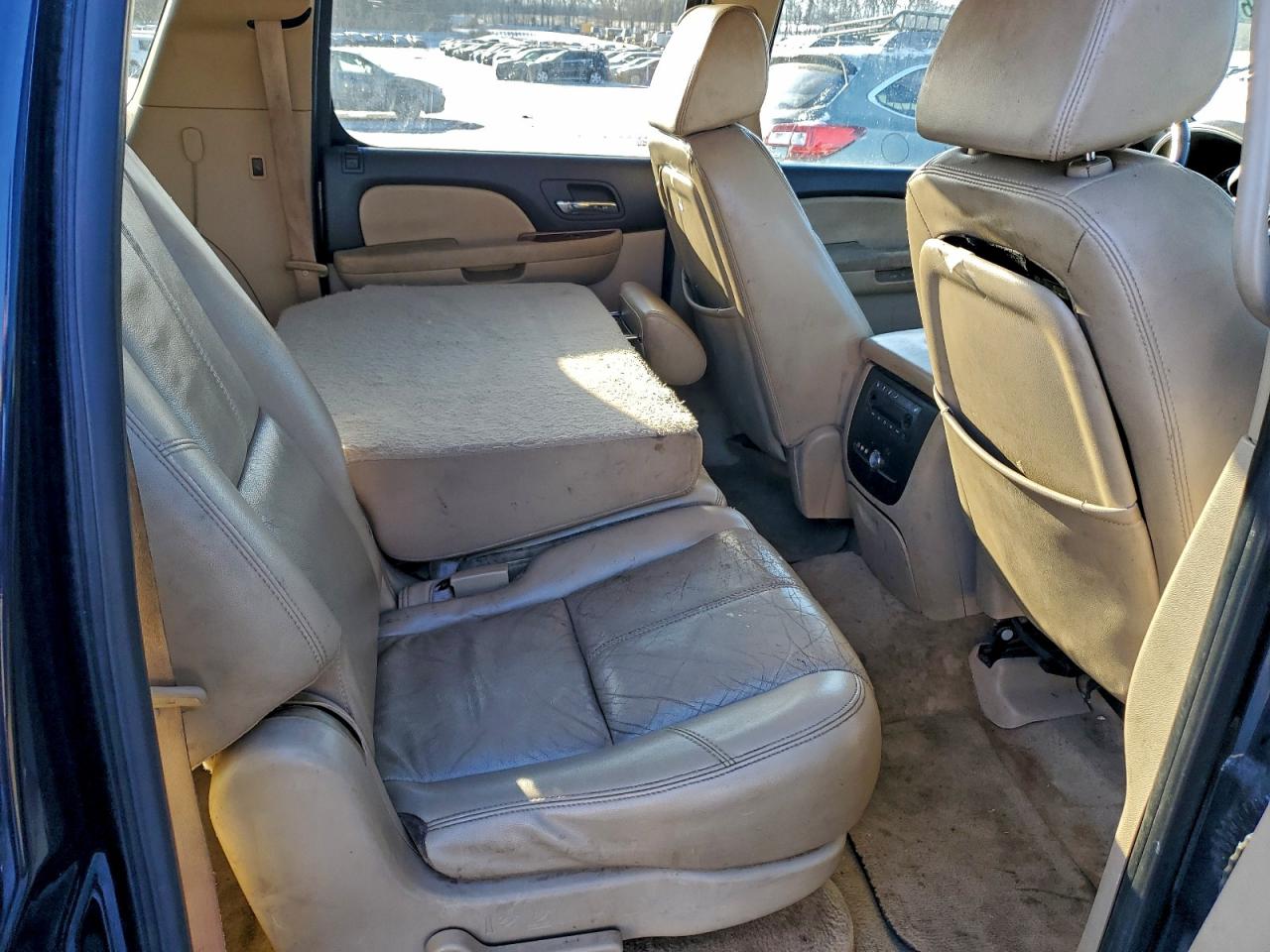2007 CHEVROLET SUBURBAN K1500 photo 11
