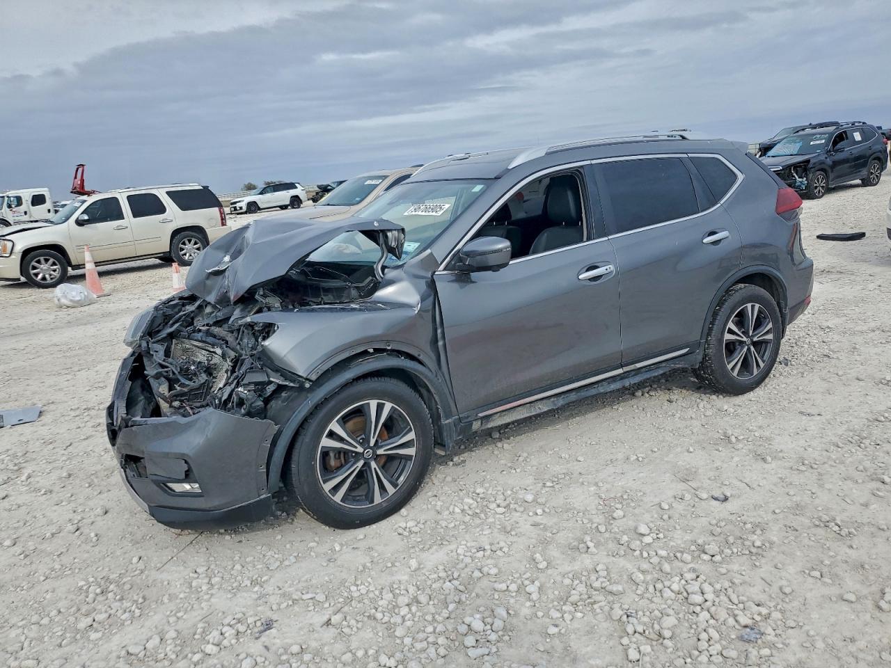 2018 NISSAN ROGUE