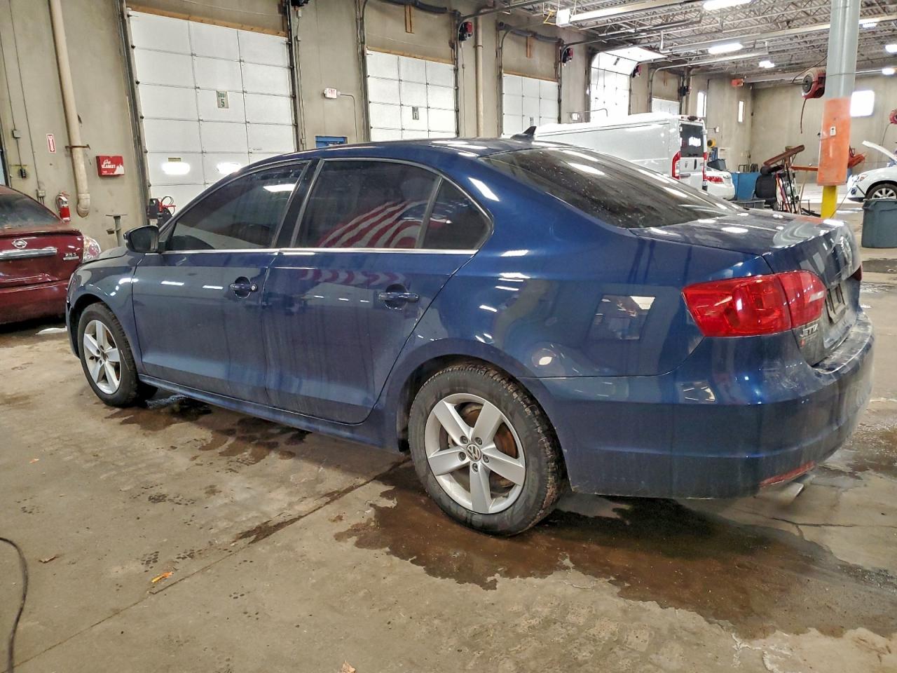 2014 VOLKSWAGEN JETTA TDI photo 2