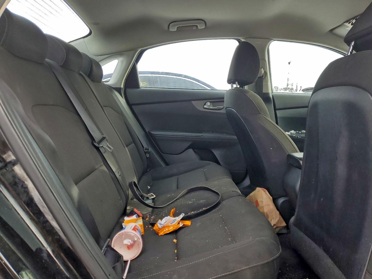 2021 KIA FORTE FE photo 10