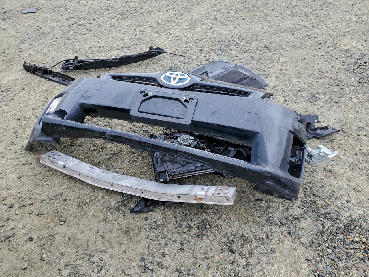 2010 TOYOTA PRIUS photo 12