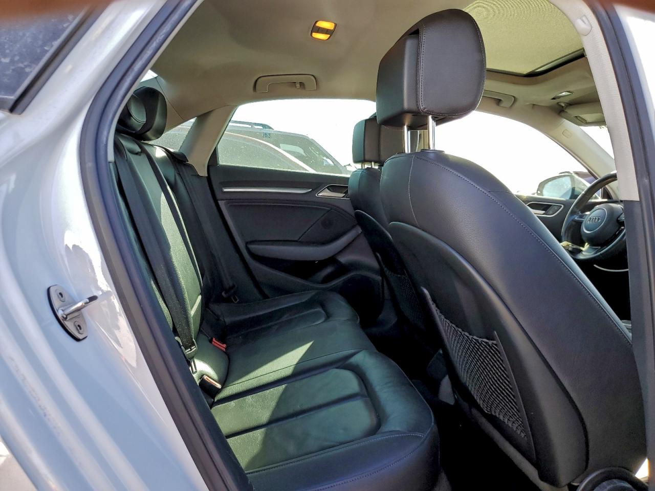 2015 AUDI A3 PREMIUM photo 10