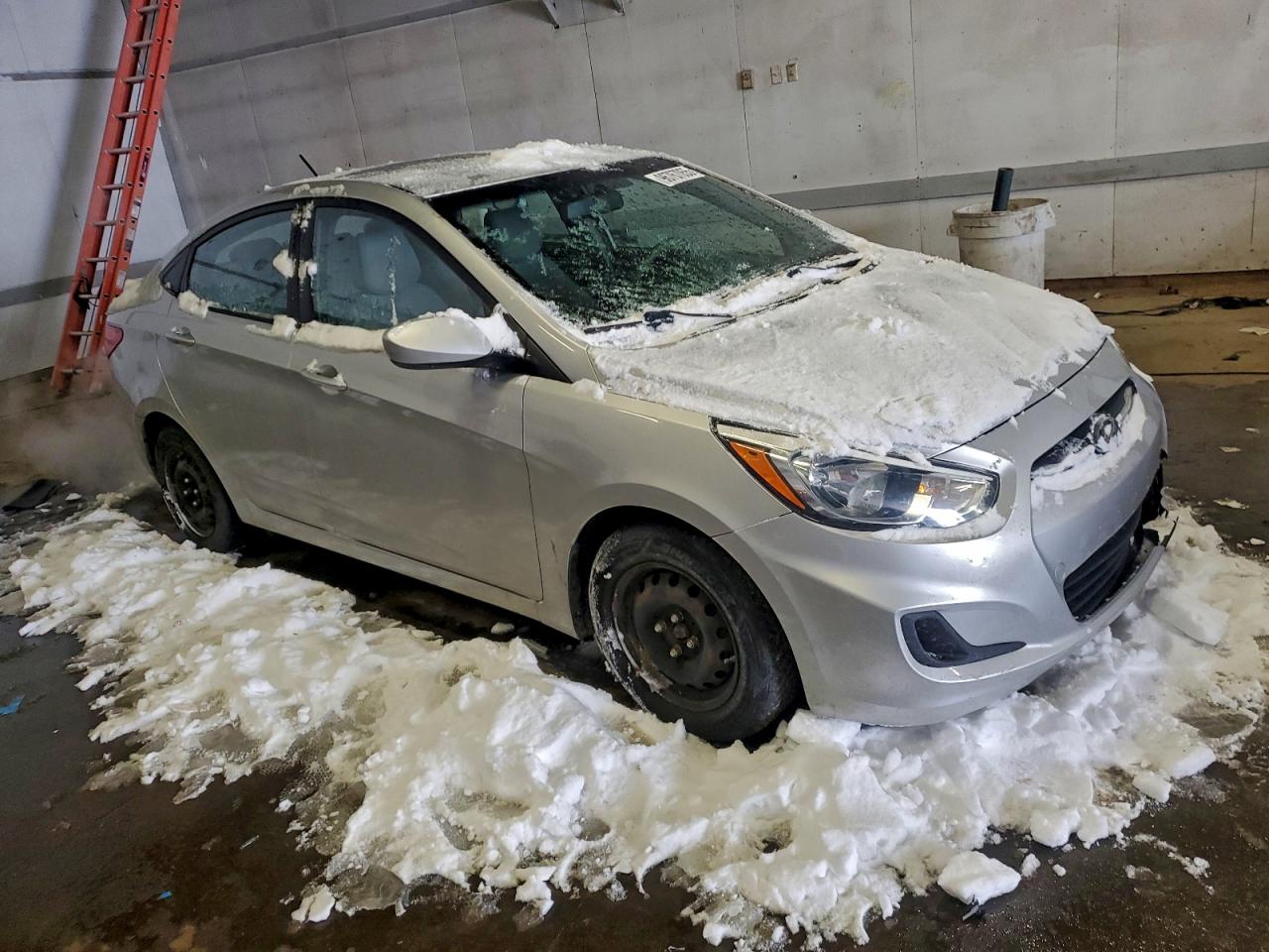 2015 HYUNDAI ACCENT GLS photo 4