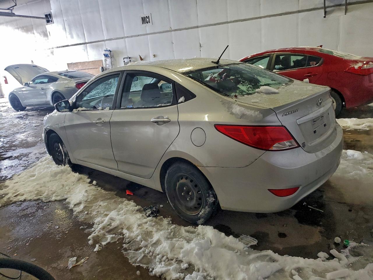 2015 HYUNDAI ACCENT GLS photo 2