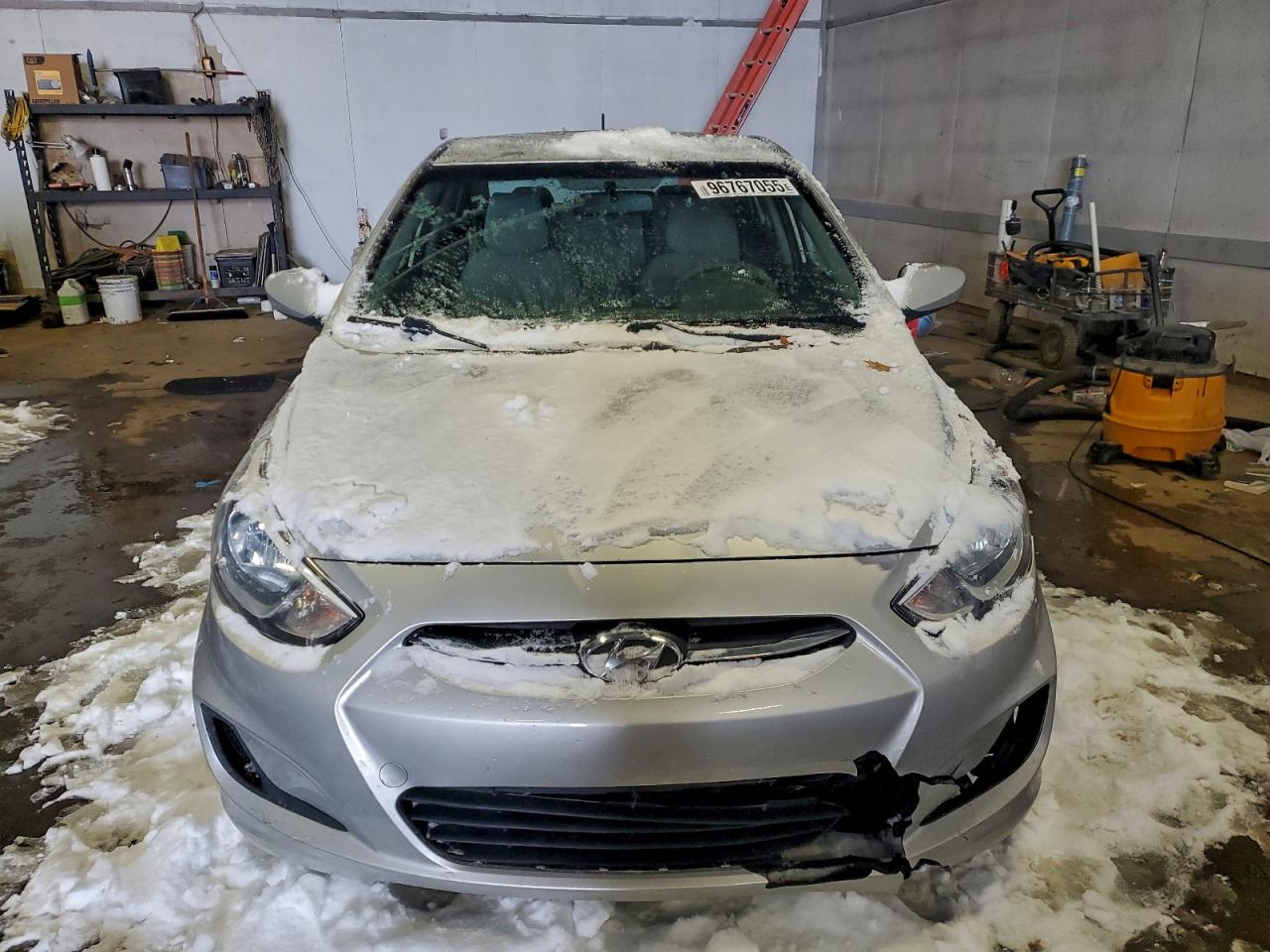 2015 HYUNDAI ACCENT GLS photo 5
