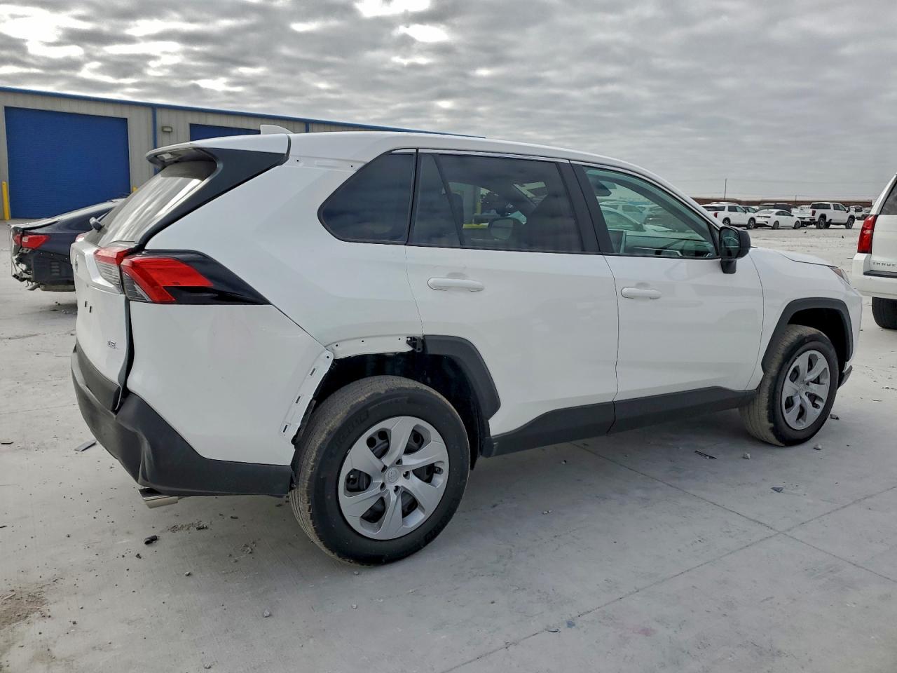 2025 TOYOTA RAV4 LE photo 3