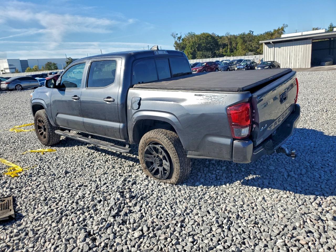 2022 TOYOTA TACOMA DOUBLE CAB photo 2