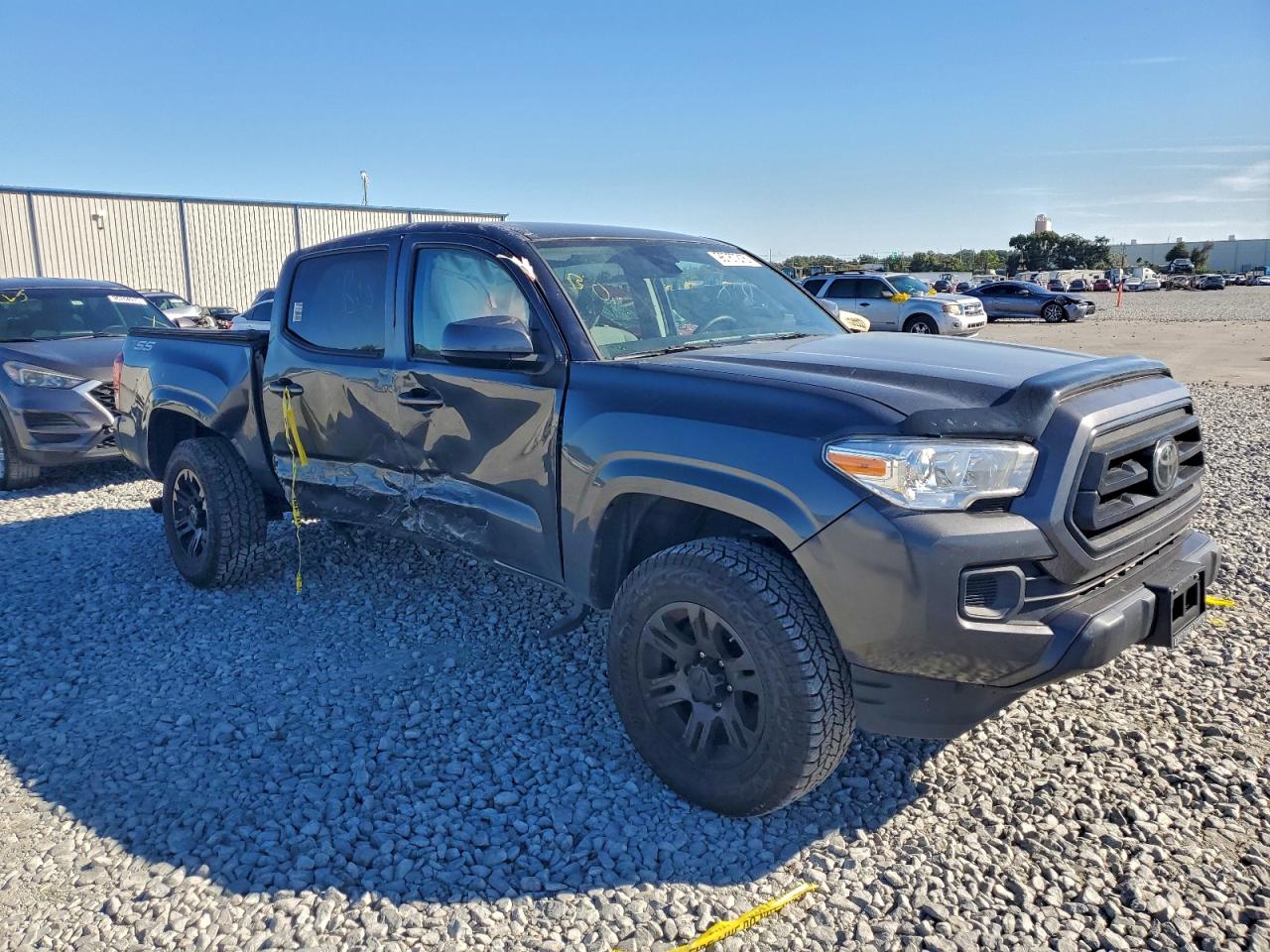 2022 TOYOTA TACOMA DOUBLE CAB photo 4