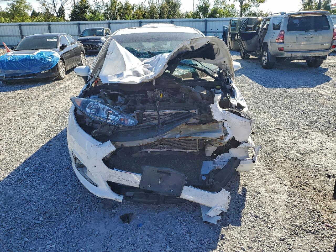 2019 FORD FIESTA SE photo 5