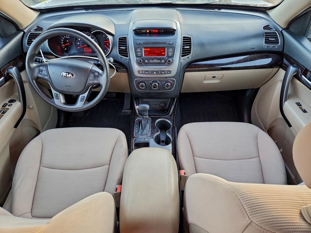 2014 KIA SORENTO LX photo 8