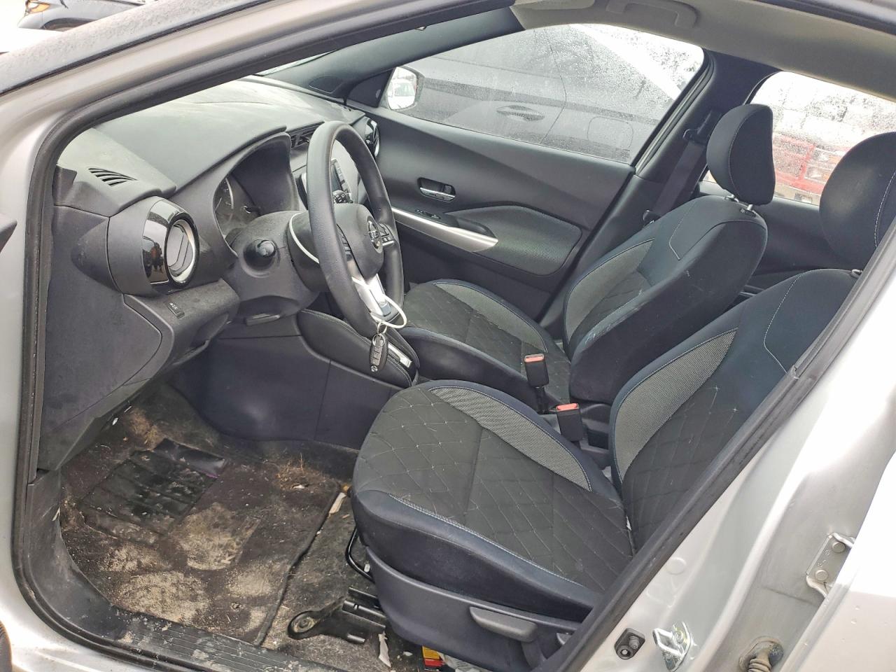 2018 NISSAN KICKS S photo 7