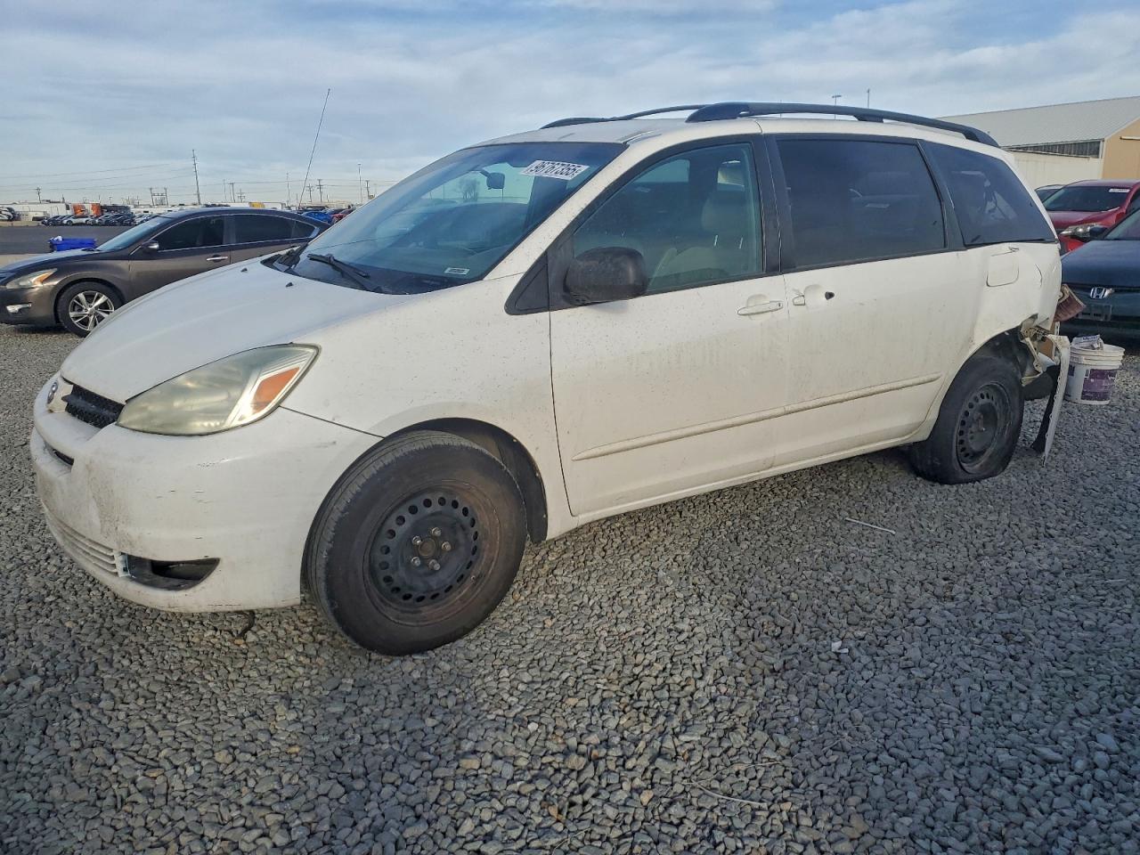 2004 TOYOTA SIENNA