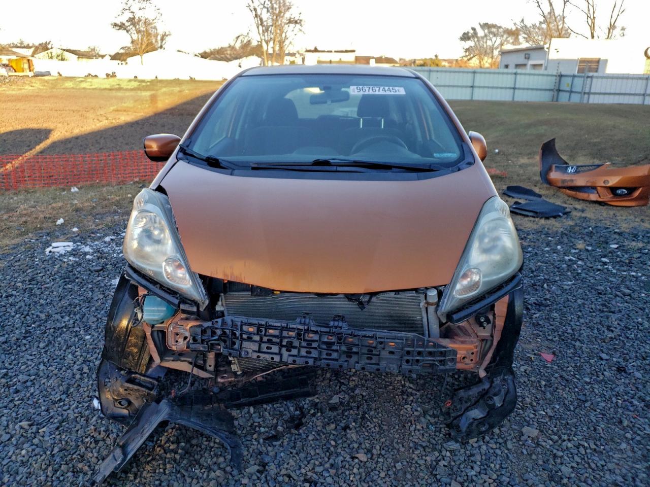 2011 HONDA FIT photo 9