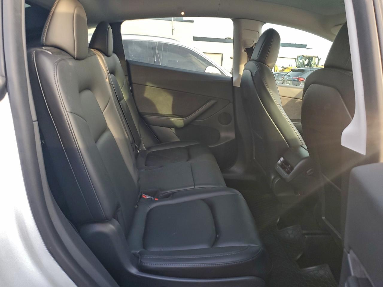 2021 TESLA MODEL Y photo 11
