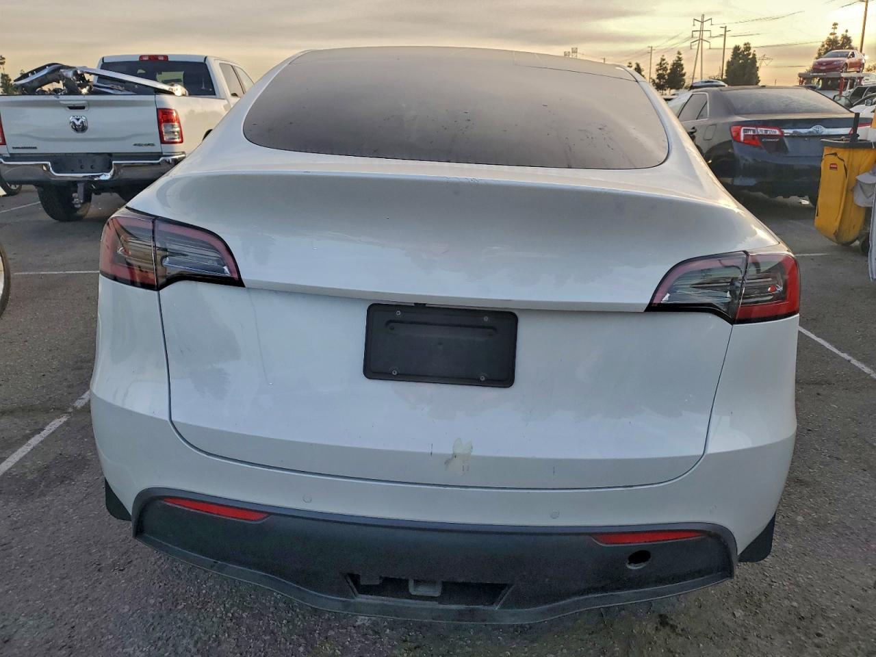 2021 TESLA MODEL Y photo 6