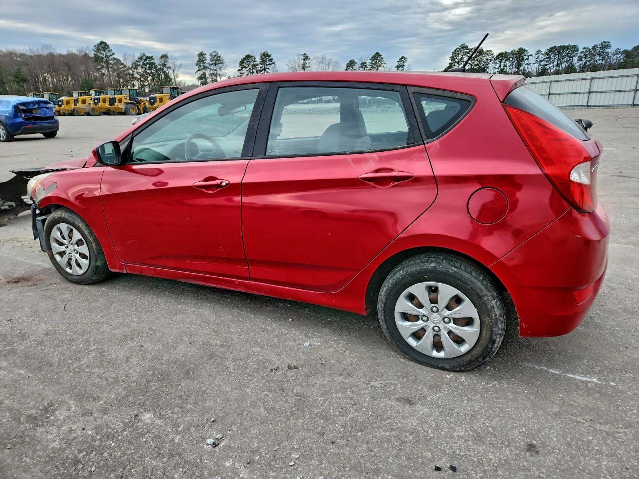 2017 HYUNDAI ACCENT SE photo 2