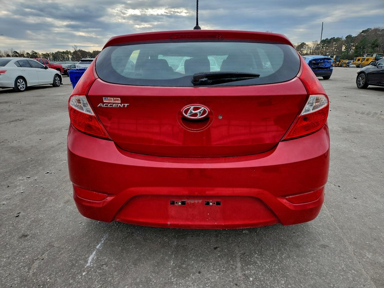 2017 HYUNDAI ACCENT SE photo 6