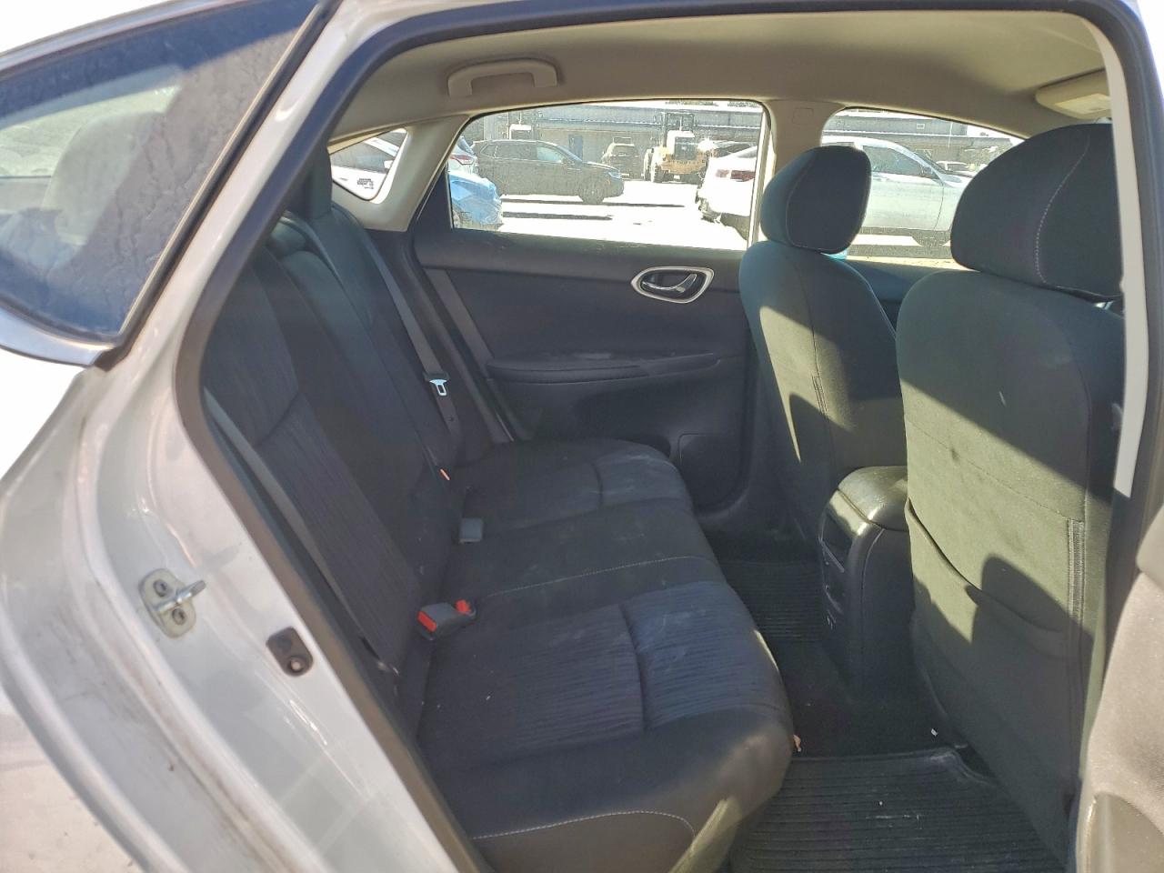 2019 NISSAN SENTRA S photo 10
