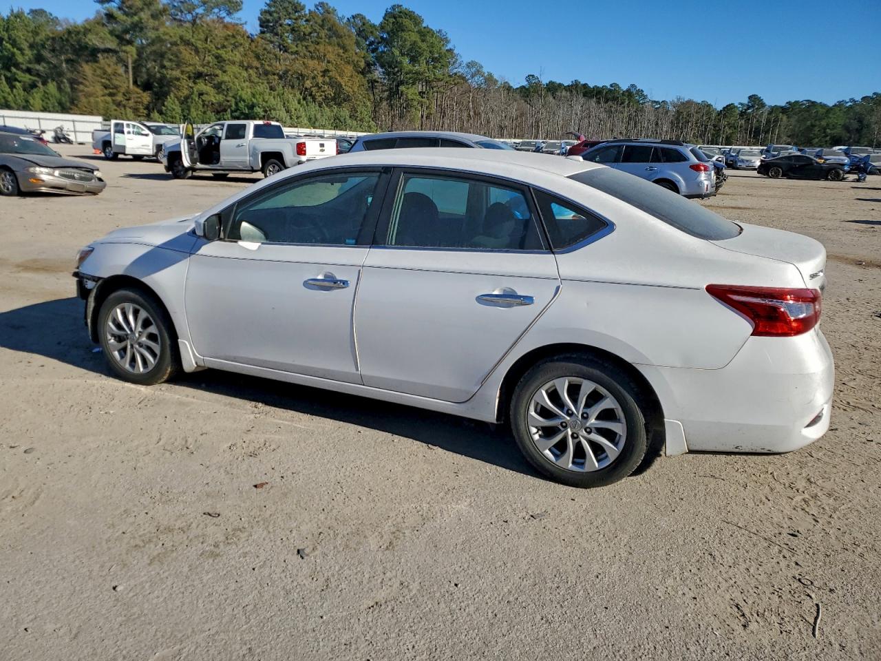 2019 NISSAN SENTRA S photo 2